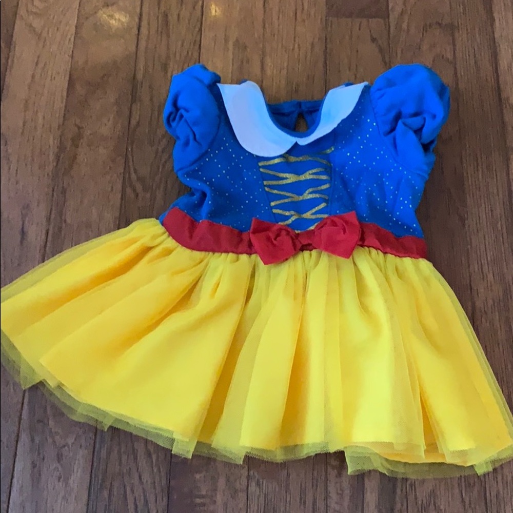 Snow White dress